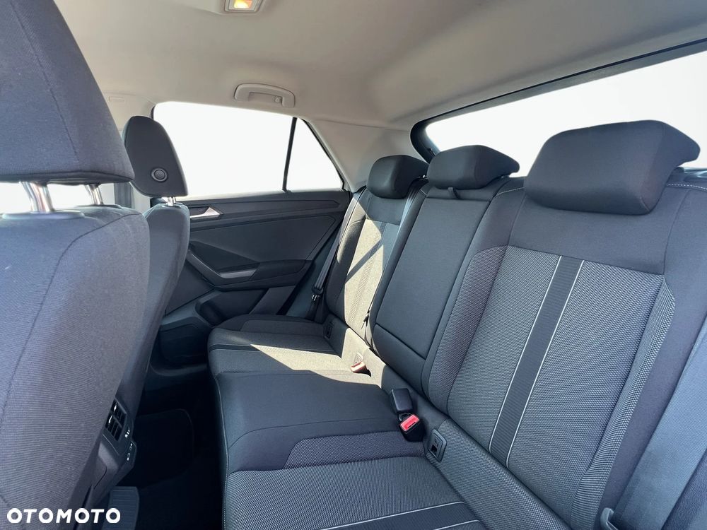 Volkswagen T-Roc 1.5 TSI Life DSG - 12