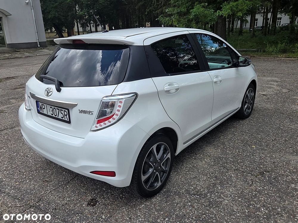 Toyota Yaris 1.33 VVT-i Executive - 7