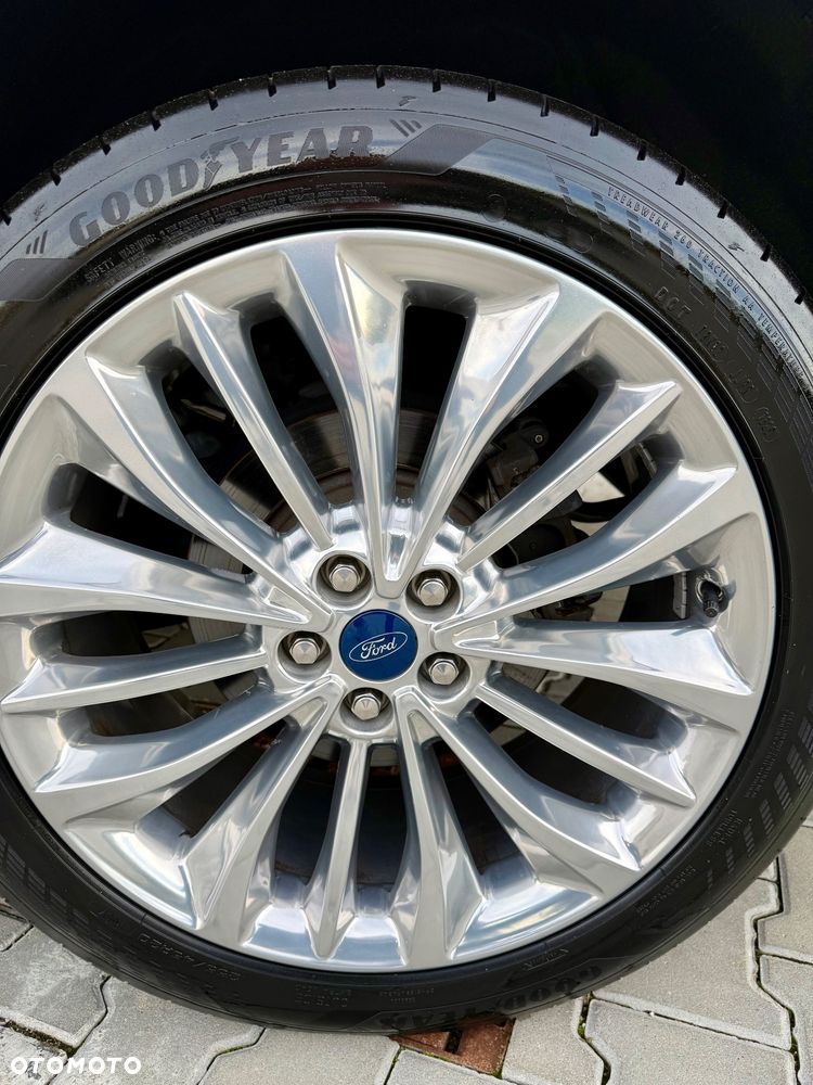 Ford Edge - 36