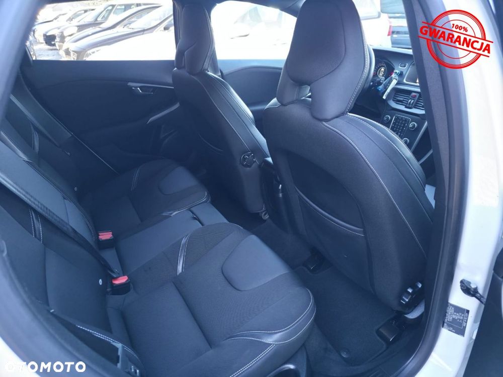 Volvo V40 T2 Inscription - 21