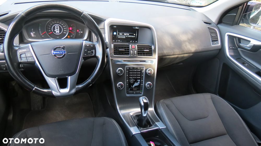 Volvo XC 60 D4 Drive-E Momentum - 23
