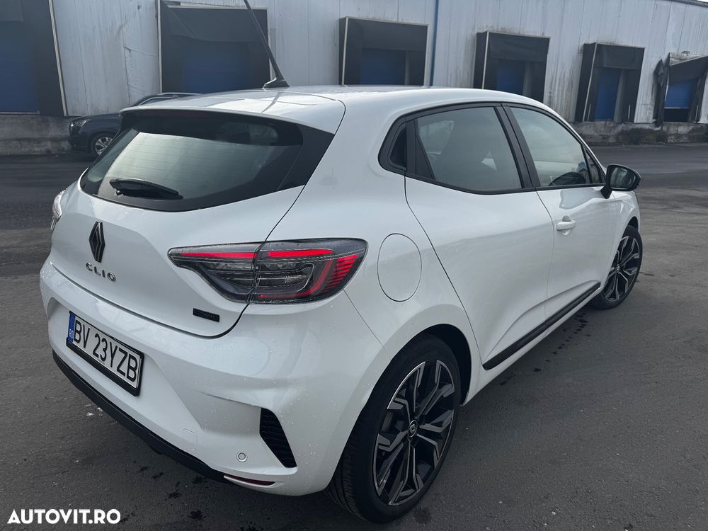 Renault Clio V E-Tech 145 Evolution - 3