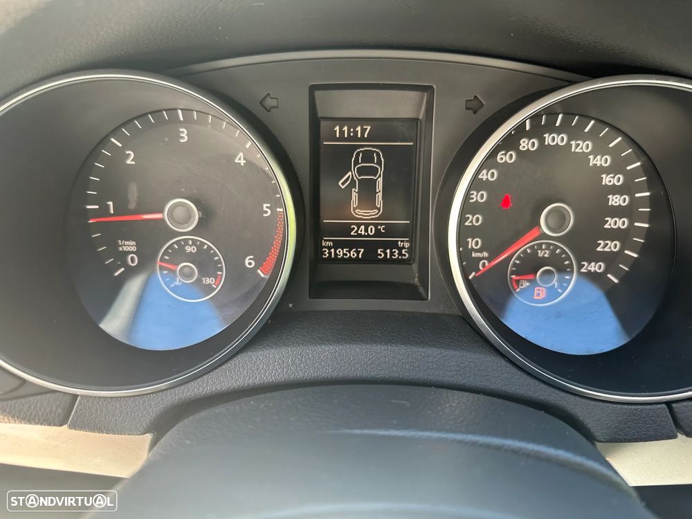 VW Golf 2.0 TDi Confortline - 3