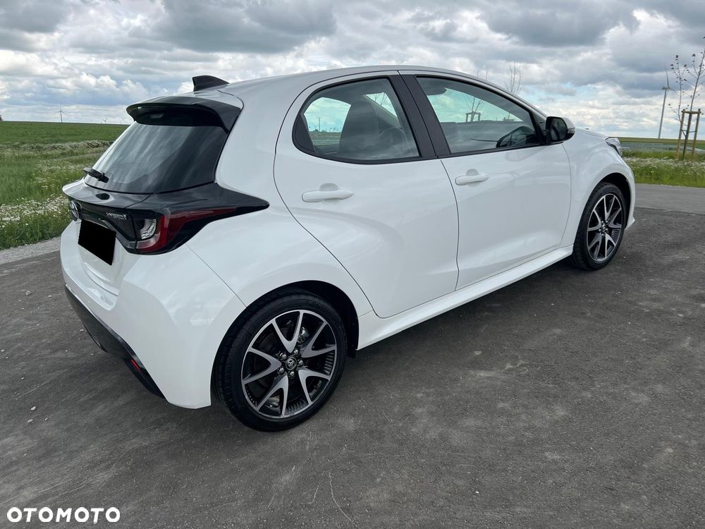 Toyota Yaris Hybrid 1.5 Executive - 16