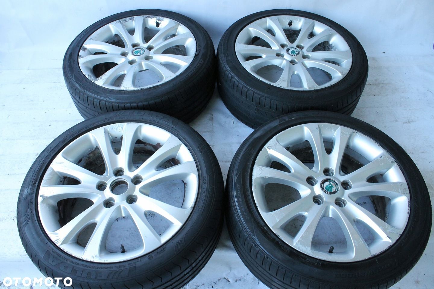 SKODA FELGI ALUMINIOWE ALUFELGI 17 5X112 ET49 7.5J 3T0601025D - 1
