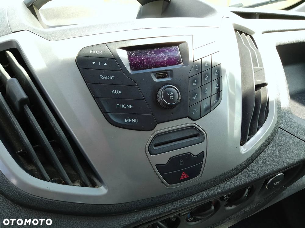 Ford Transit - 19