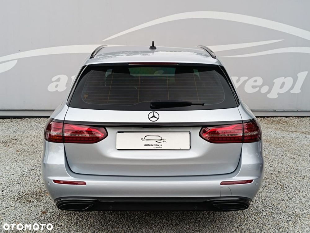 Mercedes-Benz Klasa E - 15
