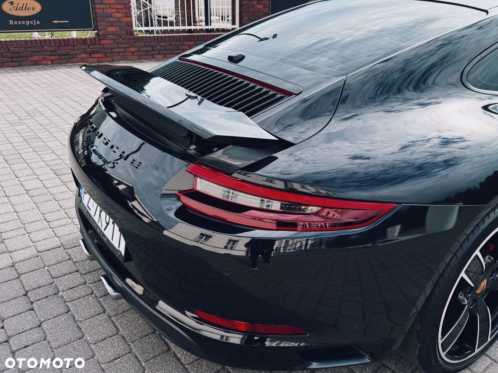 Porsche 911 Carrera S PDK - 17