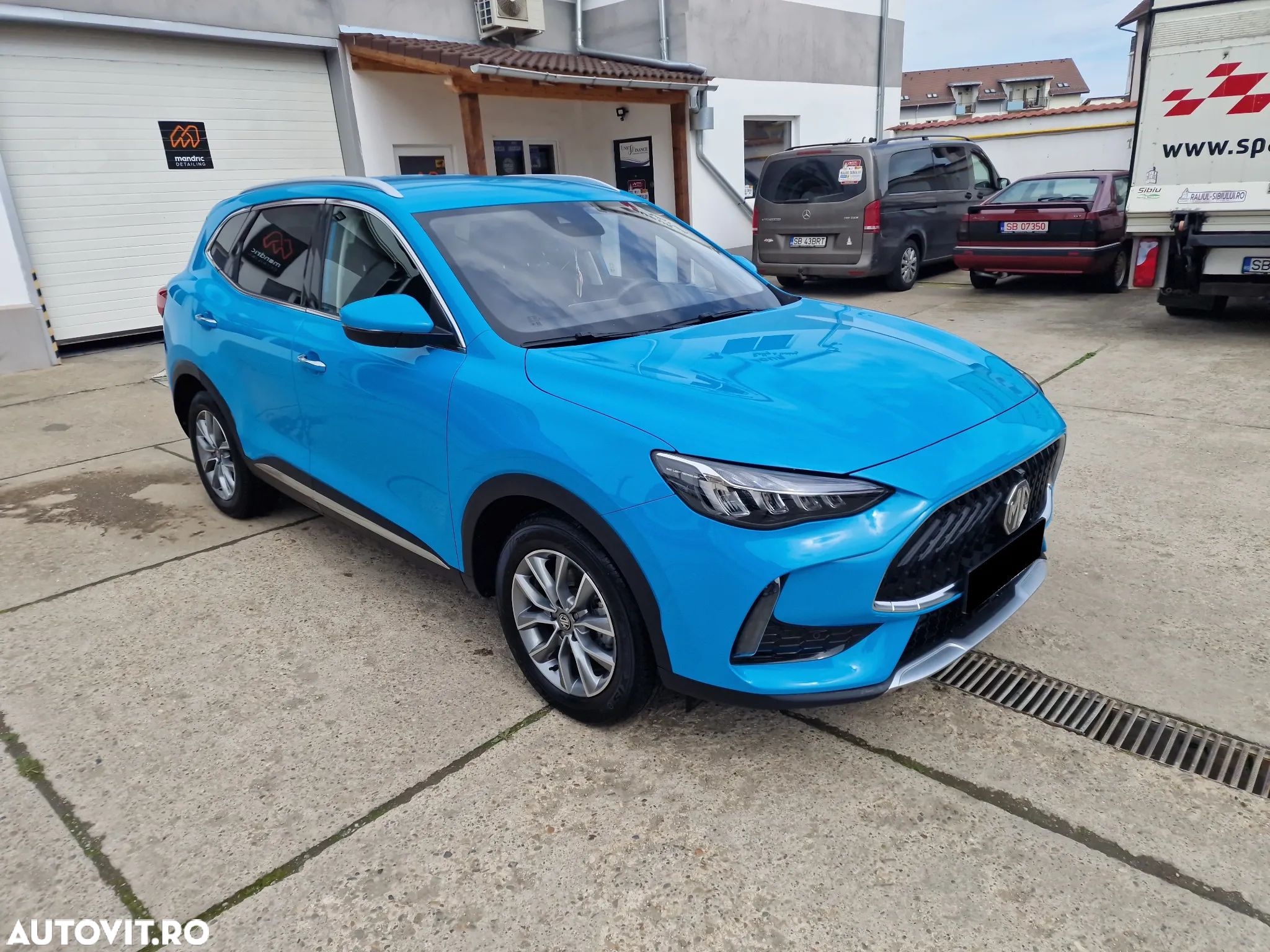 MG HS 1.5 T-GDi 7DCT Excite - 1