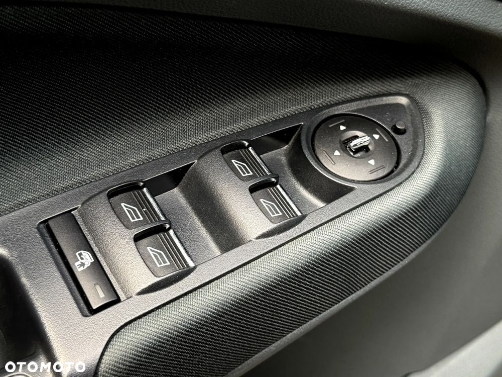 Ford C-MAX - 32