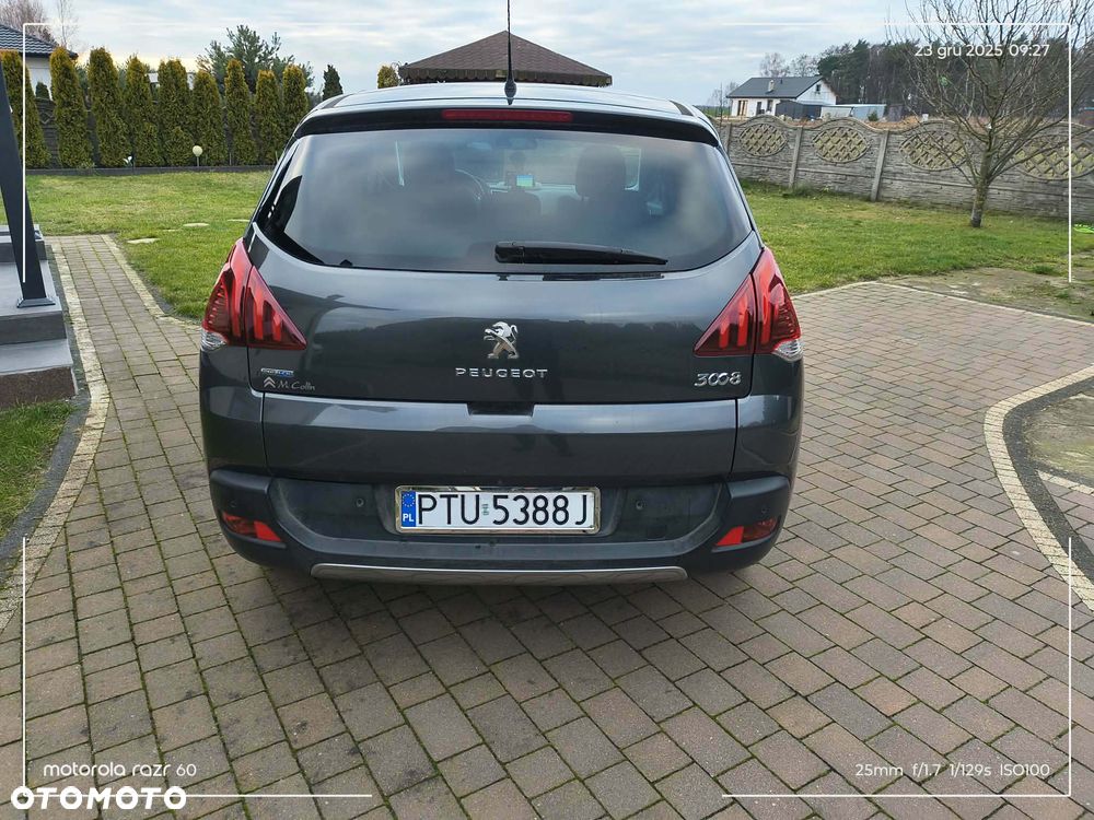 Peugeot 3008 1.6 BlueHDi Style S&S - 6