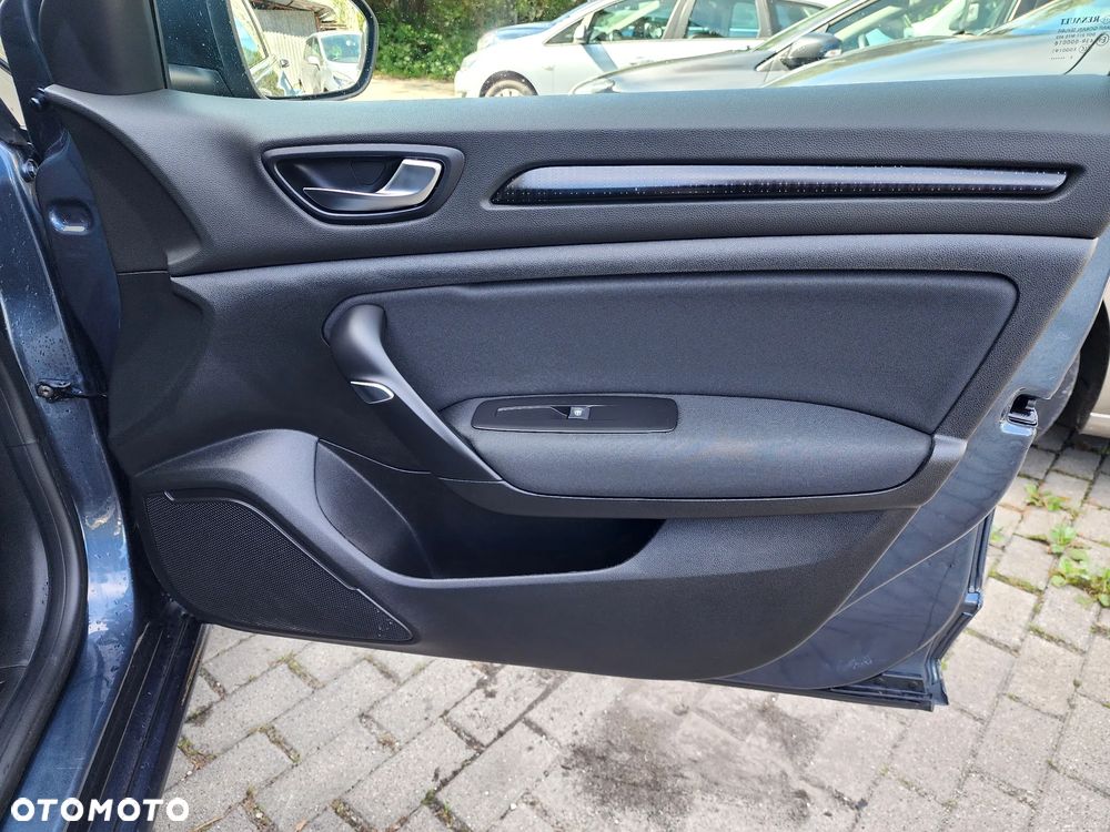 Renault Megane 1.6 SCe Limited - 33