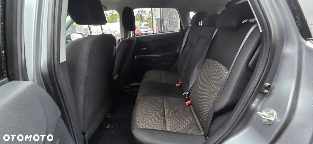 Mitsubishi ASX 1.6 DI-D 2WD Top - 33