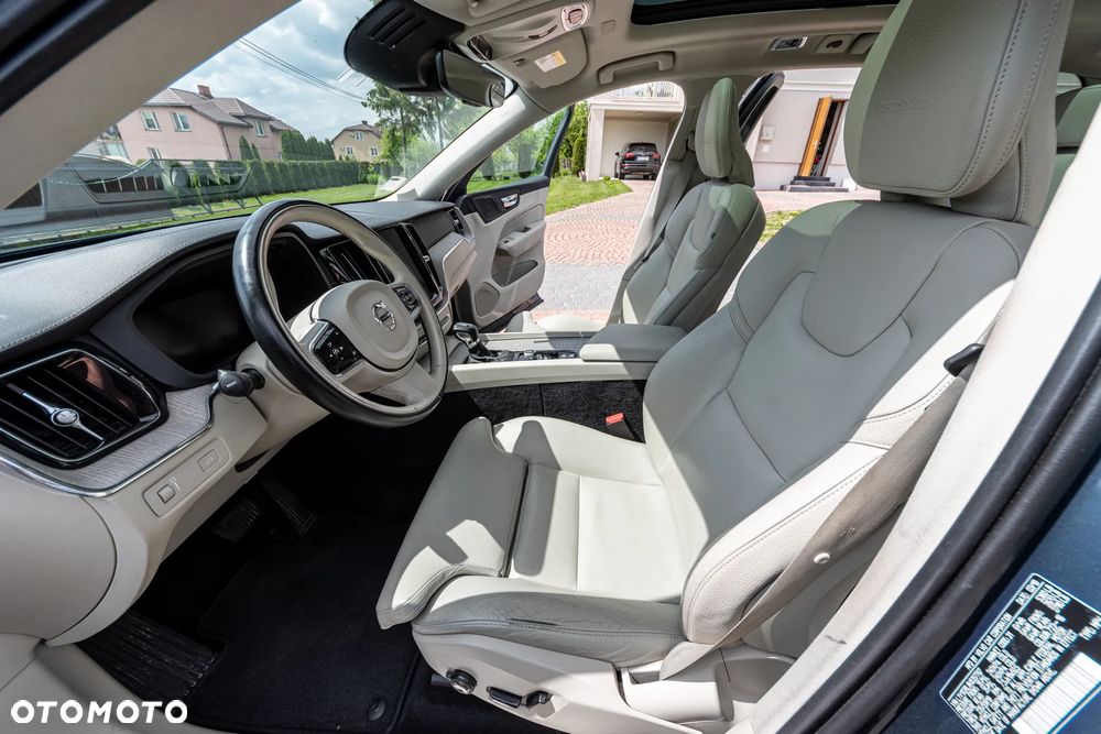 Volvo XC 60 T5 AWD Inscription - 11