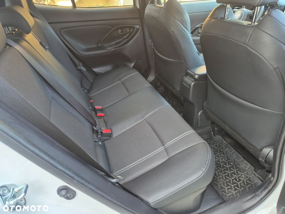 Toyota Yaris Cross - 17