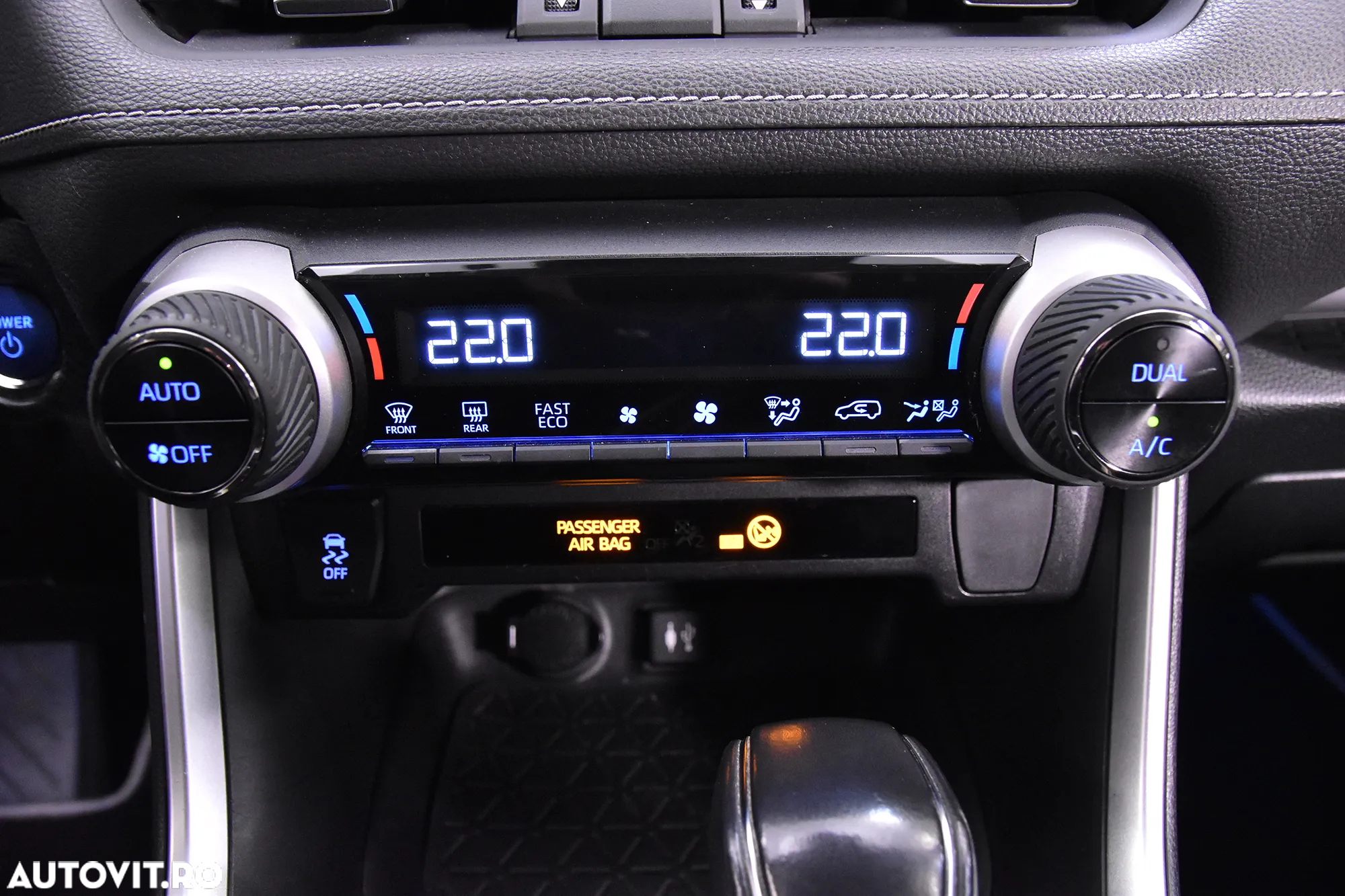 Toyota RAV4 - 18