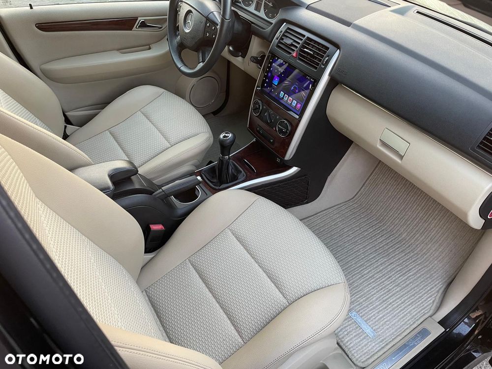Mercedes-Benz Klasa B 180 CDI DPF Special Edition - 13