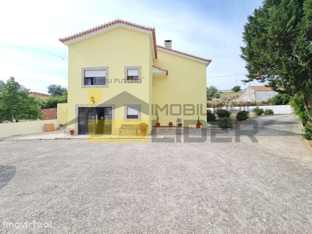 Moradia Isolada T3+2 em Lote com 1.324 m2 - Brejos da Roussada, Mil... - Grande imagem: 2/39