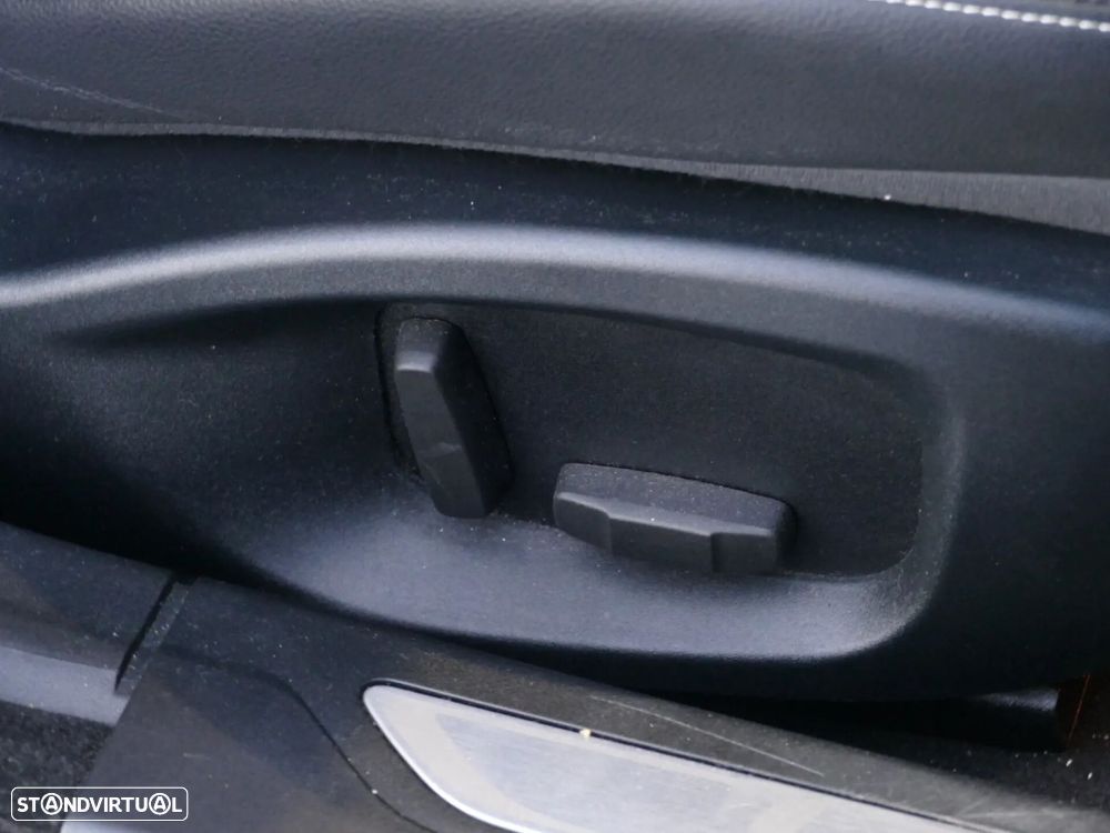 Jaguar XF Sportbrake 2.0 D R-Sport Aut. - 31