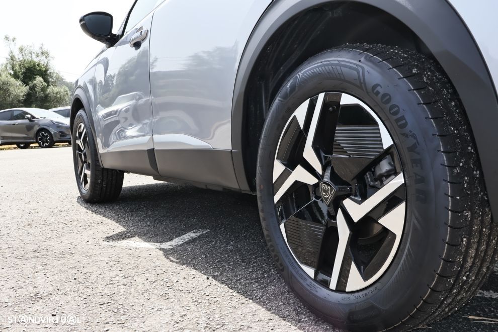 Peugeot 2008 1.2 Allure - 4