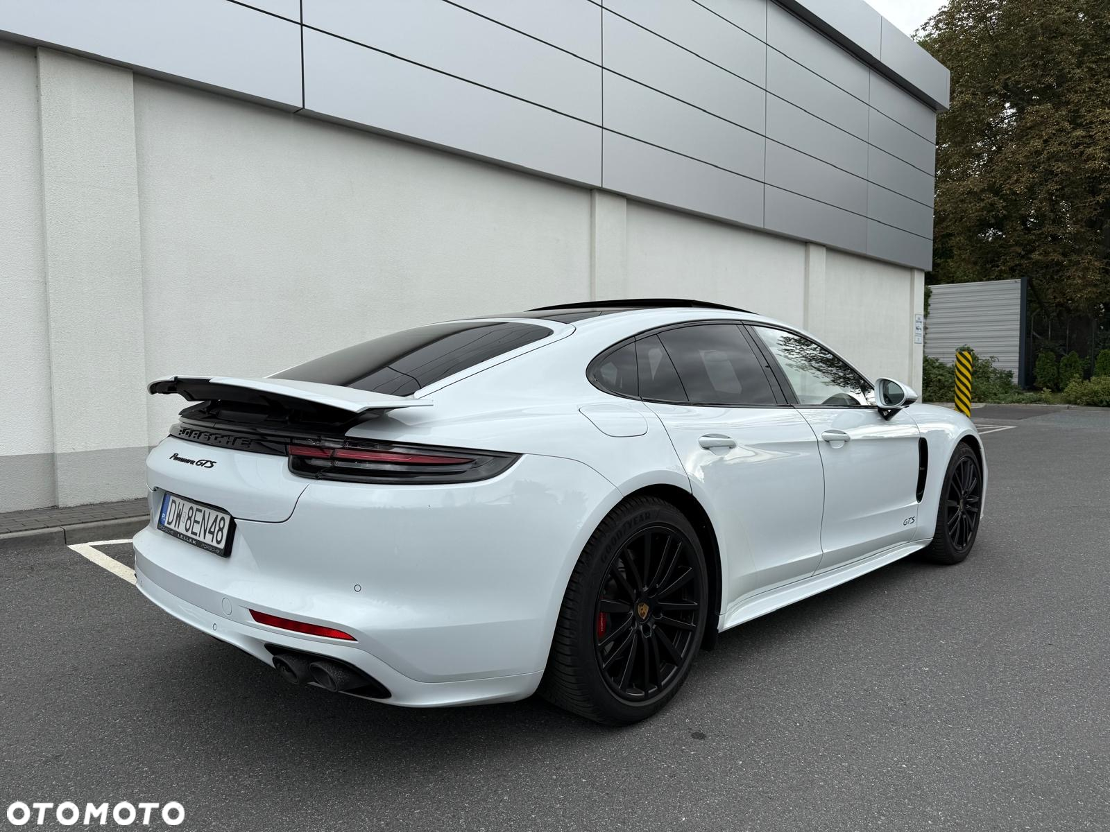 Porsche Panamera GTS GPF - 3