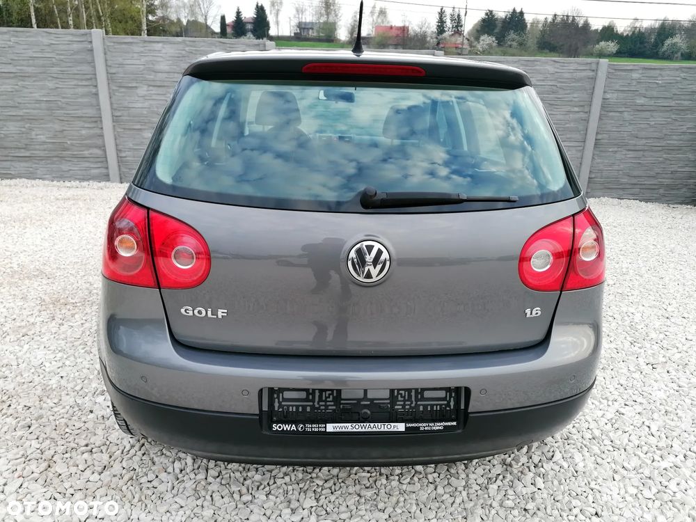 Volkswagen Golf 1.6 Tour - 6