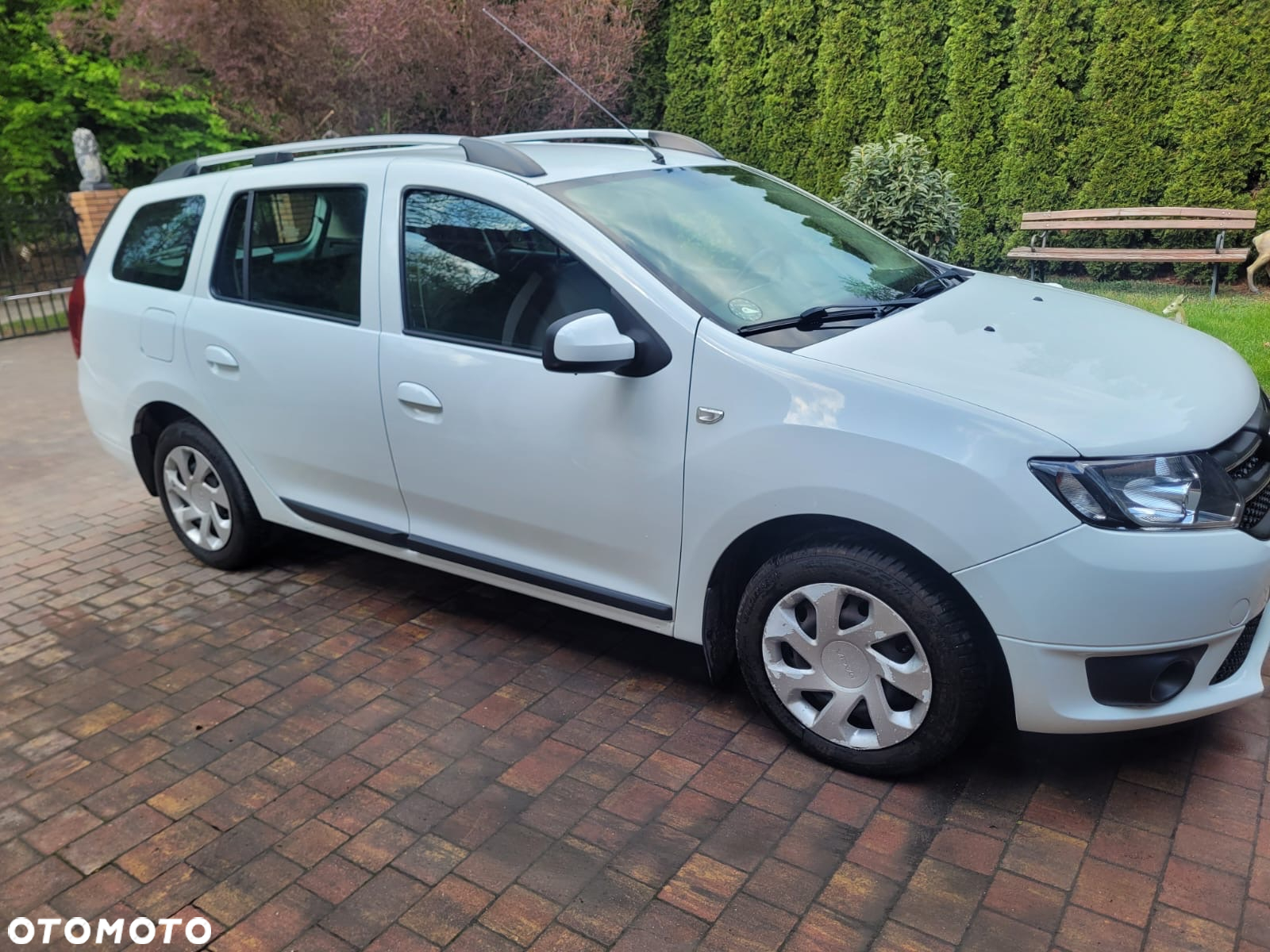 Dacia Logan MCV dCi 90 (S&S) Comfort - 4