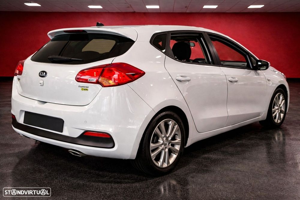 Kia Ceed 1.6 CRDi ECO - 2
