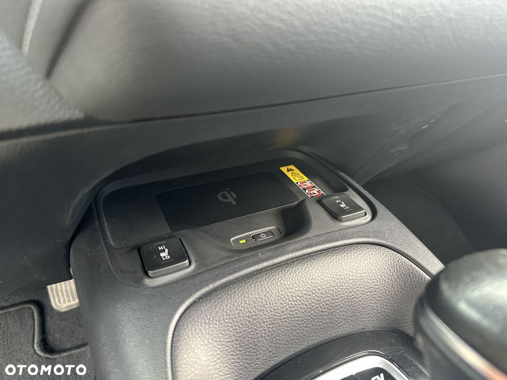 Toyota Corolla 1.8 Hybrid Comfort - 19