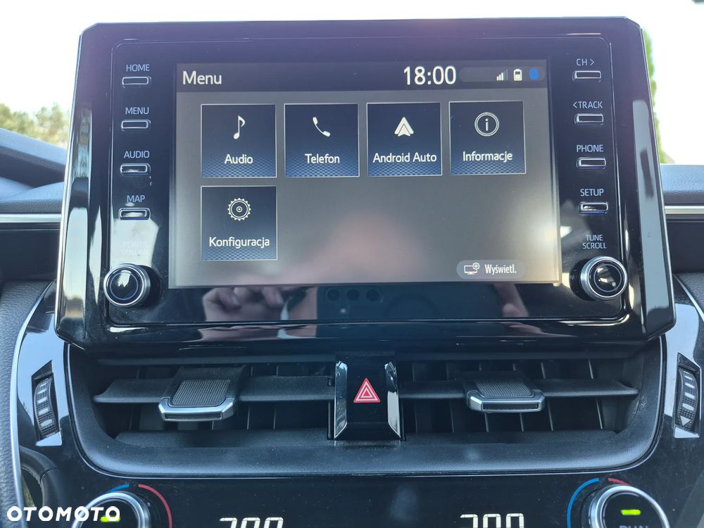 Toyota Corolla 1.8 Hybrid Comfort - 12