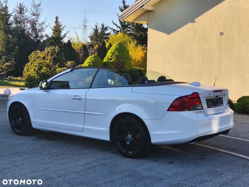 Volvo C70 D3 Summum - 12