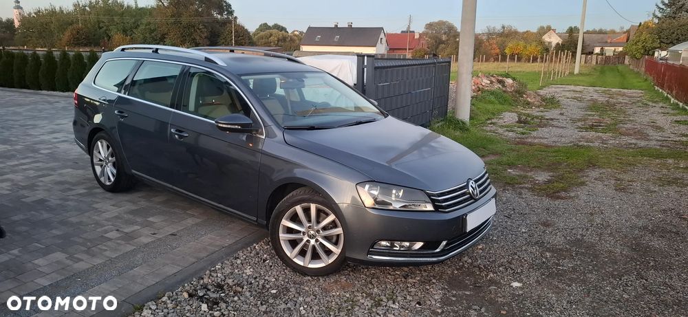 Volkswagen Passat - 14