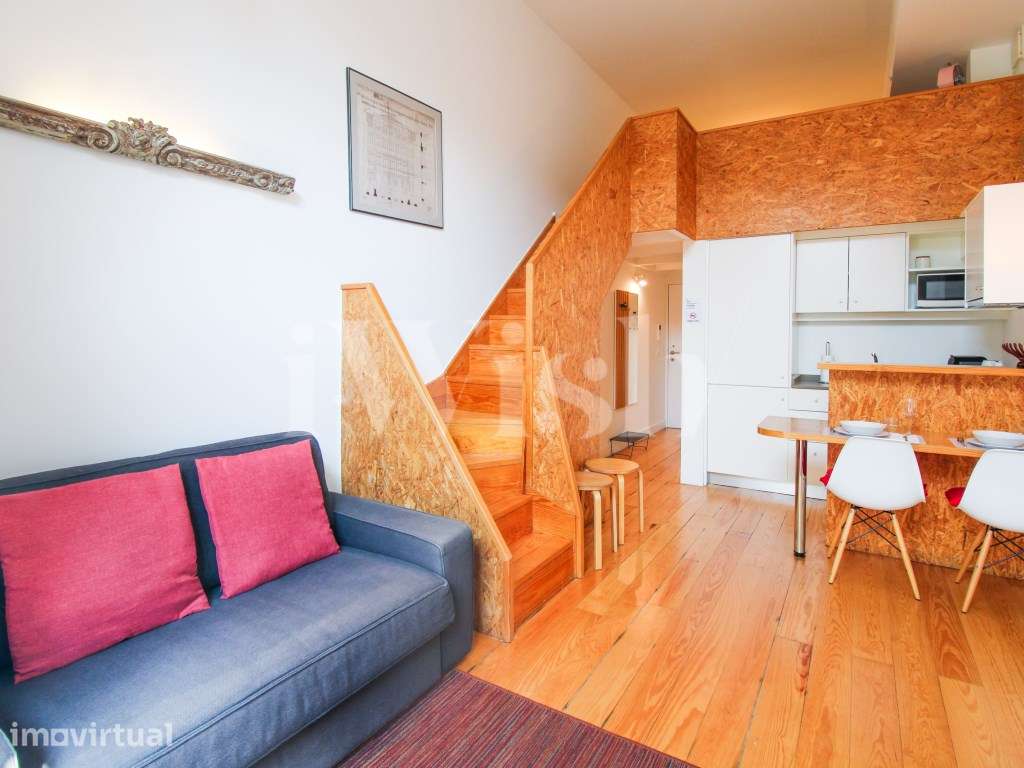 Apartamento Mezzanine com 1 quarto, Terraço e Mobilado - Grande imagem: 2/22