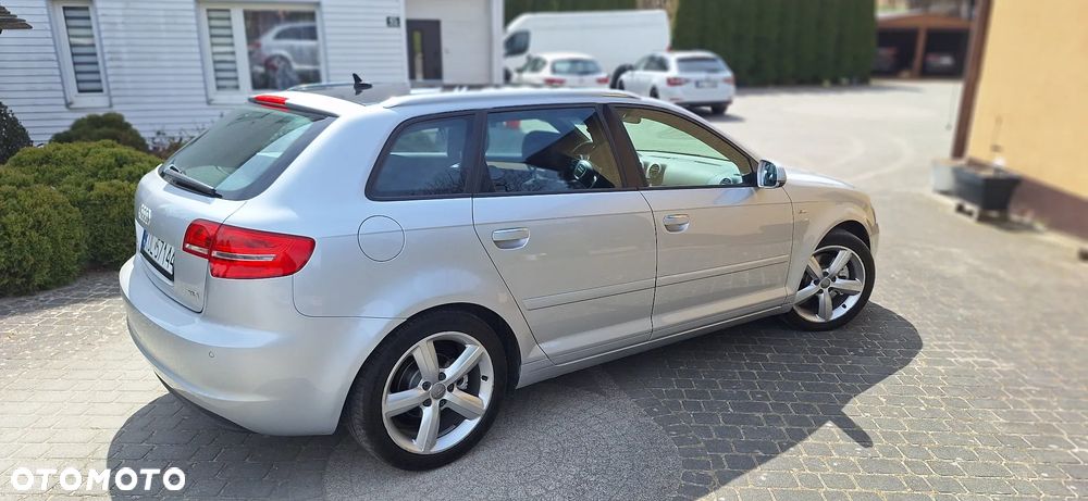 Audi A3 Sportback - 9