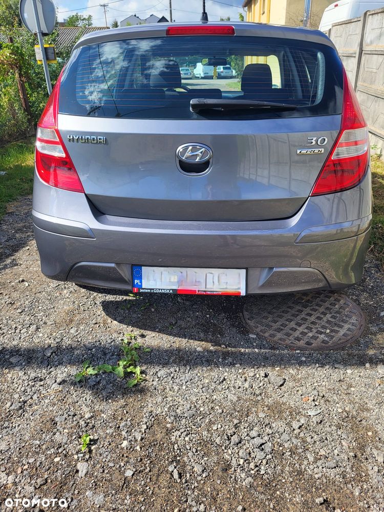 Hyundai i30 1.6 CRDi Classic + World Cup - 3