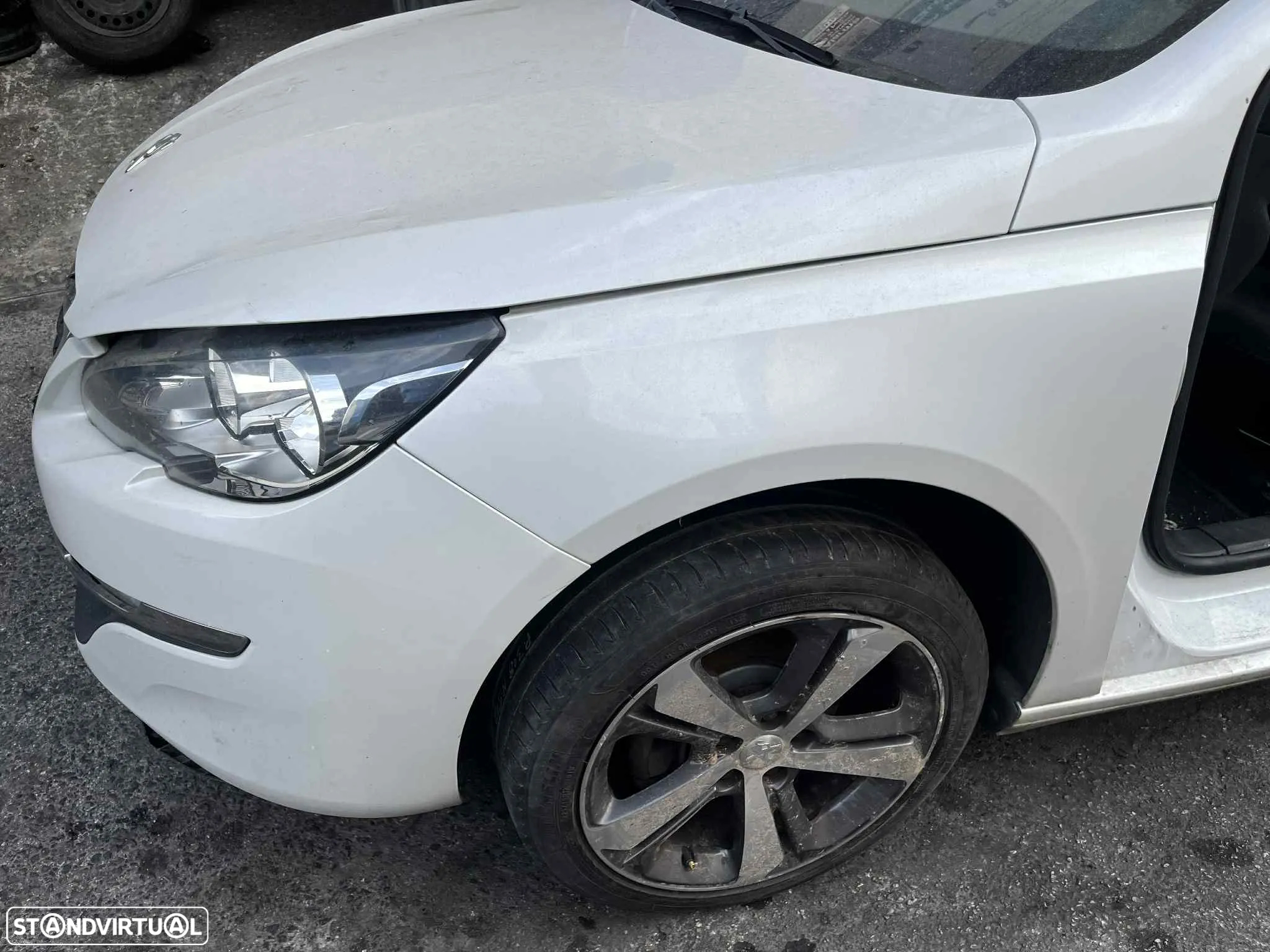 Peugeot 308 II SW 1.6 HDI (Para Peças) - 2