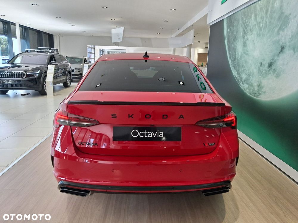 Skoda Octavia 2.0 TSI RS DSG - 6