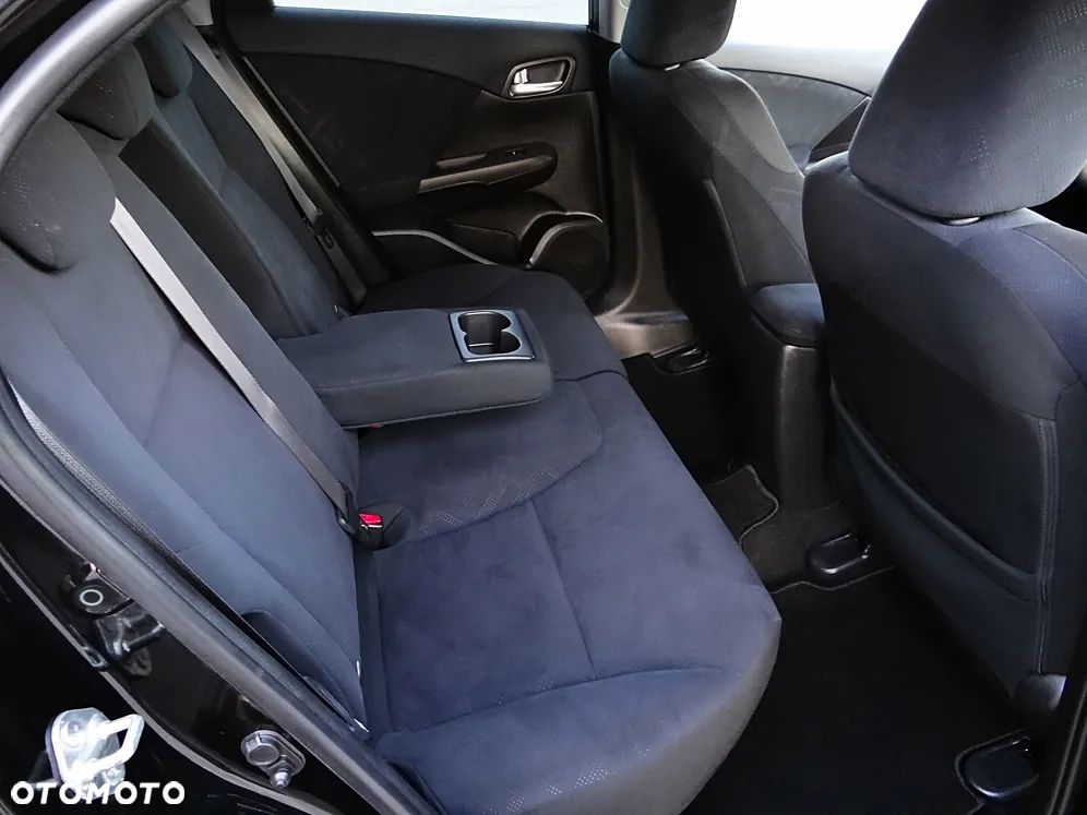 Honda Civic 1.8 Executive - 38