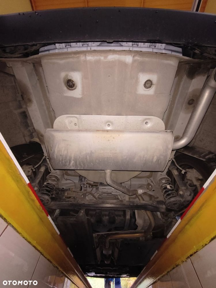 Kia Ceed - 40