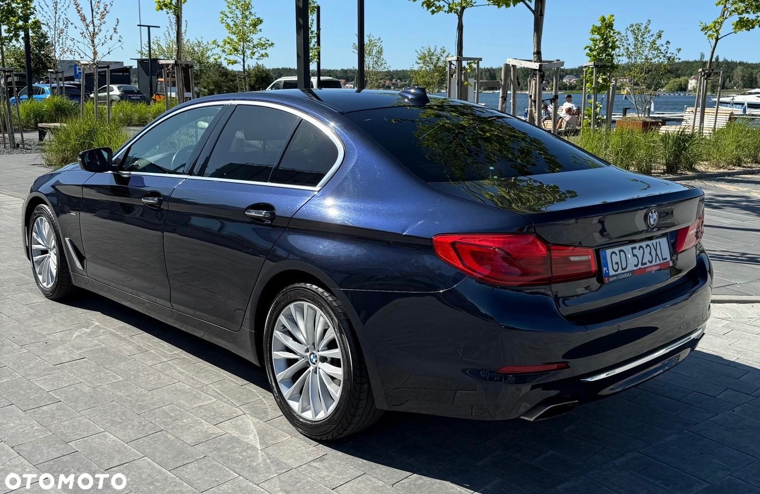 BMW Seria 5 540i xDrive Luxury Line - 7
