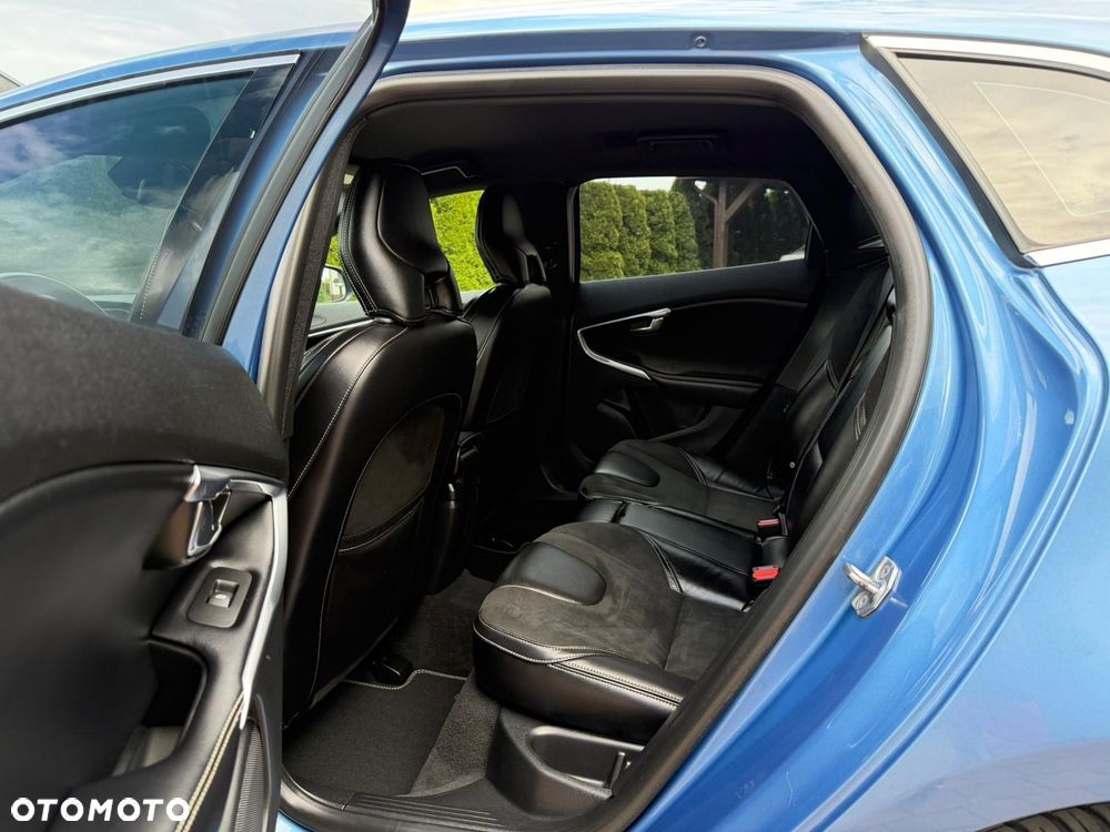 Volvo V40 D2 RDesign - 16