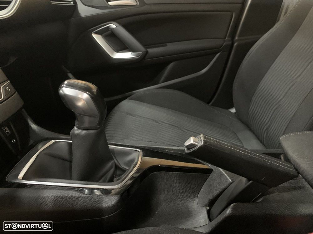 Peugeot 308 BlueHDi FAP 100 Stop & Start Access - 21