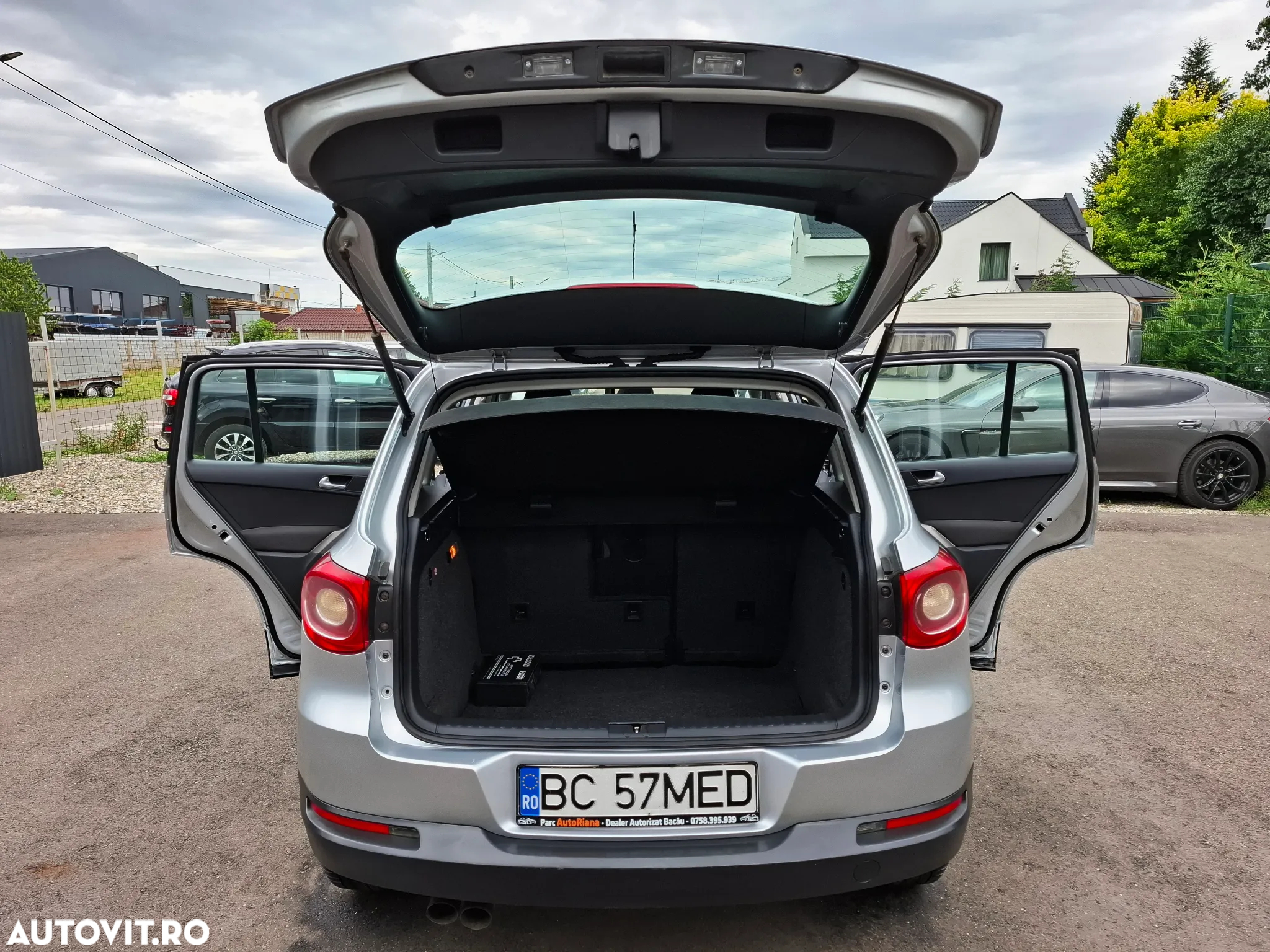 Volkswagen Tiguan 2.0 TDI 4Motion Sport & Style - 7