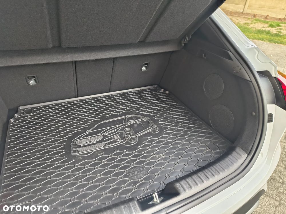 Kia XCeed 1.5 T-GDI Business Line DCT - 11