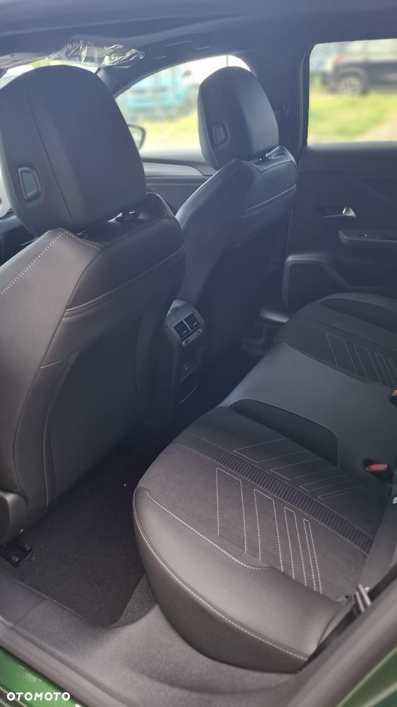 Opel Astra 1.2 T mHEV Ultimate S&S eDTC - 21