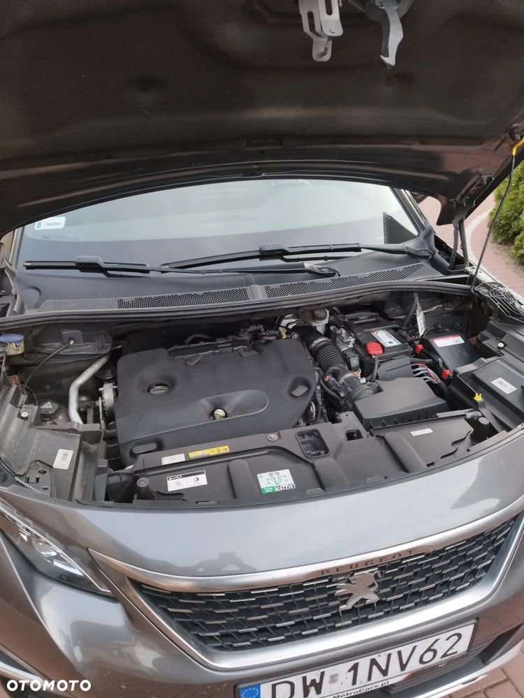 Peugeot 5008 - 9