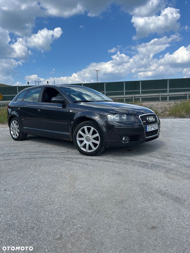Audi A3 Sportback 2.0 TDI DPF Ambiente - 1