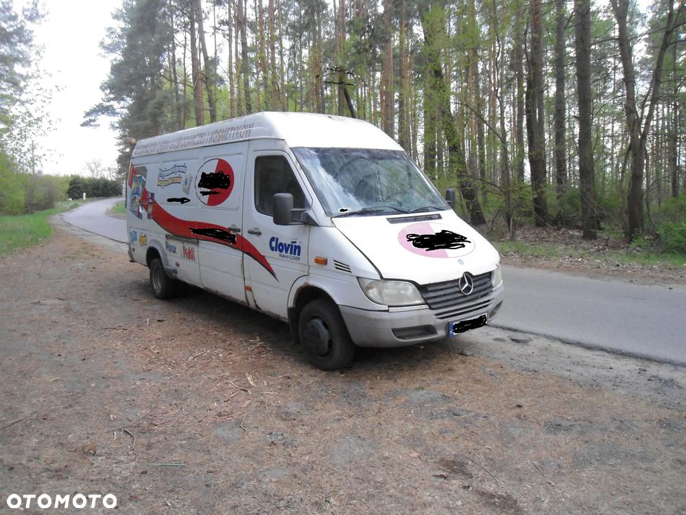 Mercedes-Benz Sprinter - 4
