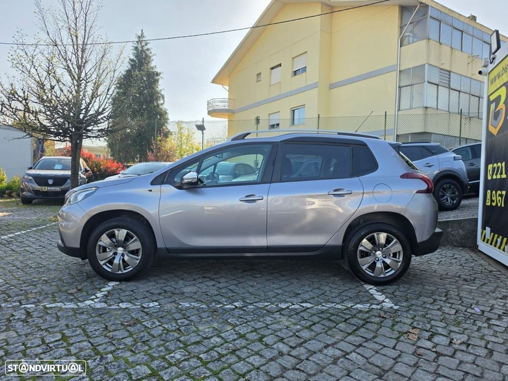 Peugeot 2008 1.2 PureTech Style - 5