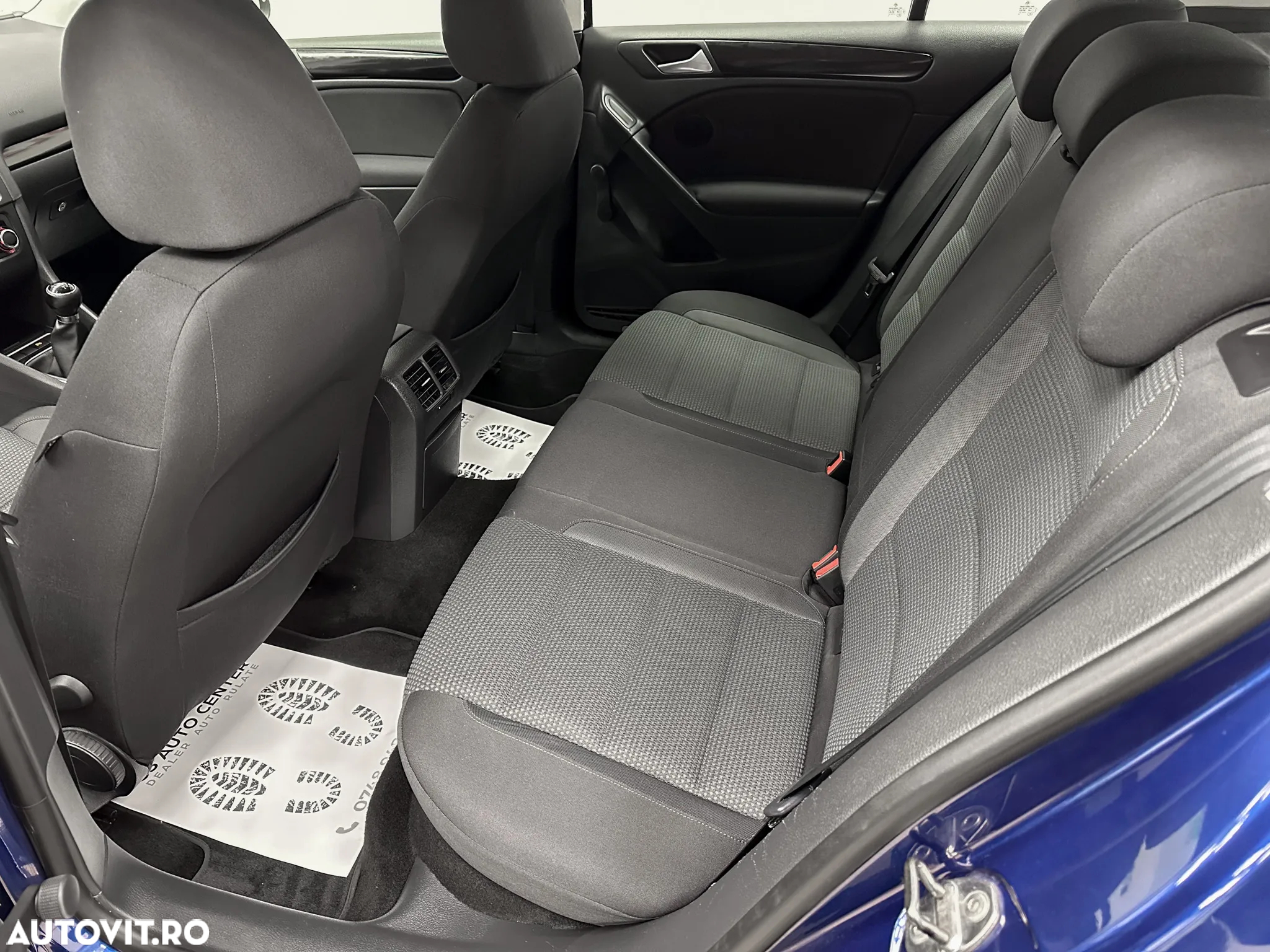 Volkswagen Golf 1.6 Comfortline - 15